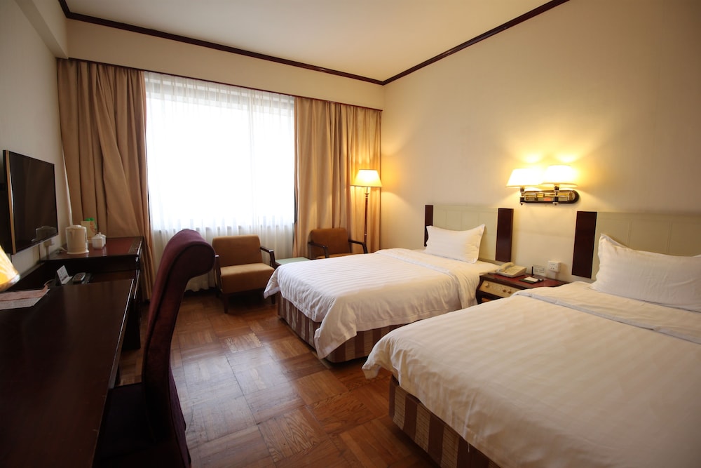 Guangzhou Hotel 25/50