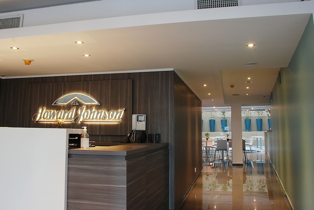 Ian Hotel (ex Howard Johnson Palermo) 6/54