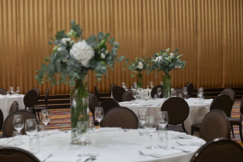 The St. Regis Doha 60/75