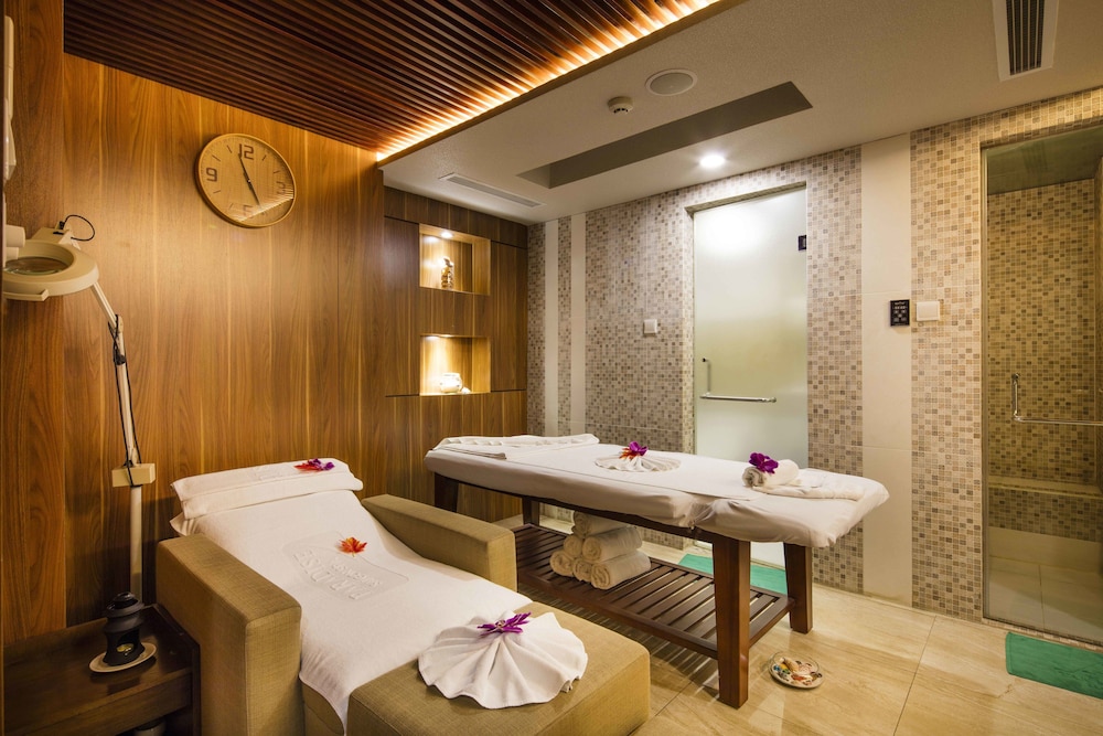 Paradise Saigon Boutique Hotel 23/50