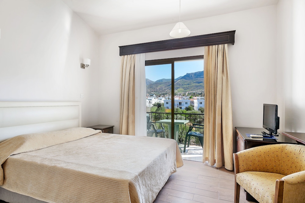 The Ship Inn Hotel Villas 15/50