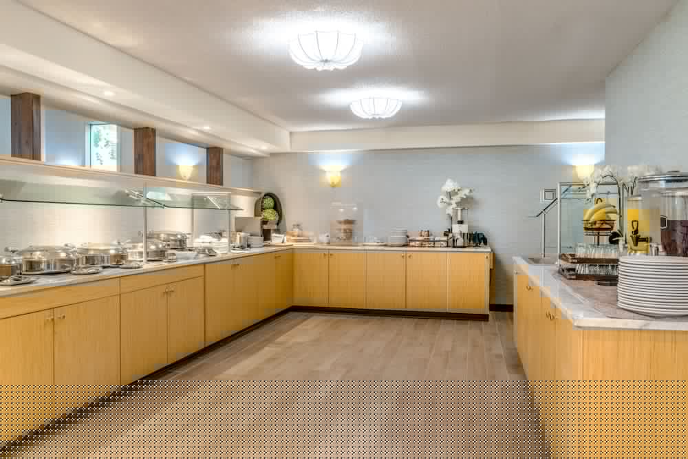 Holiday Inn Cape Cod - Hyannis 9/34