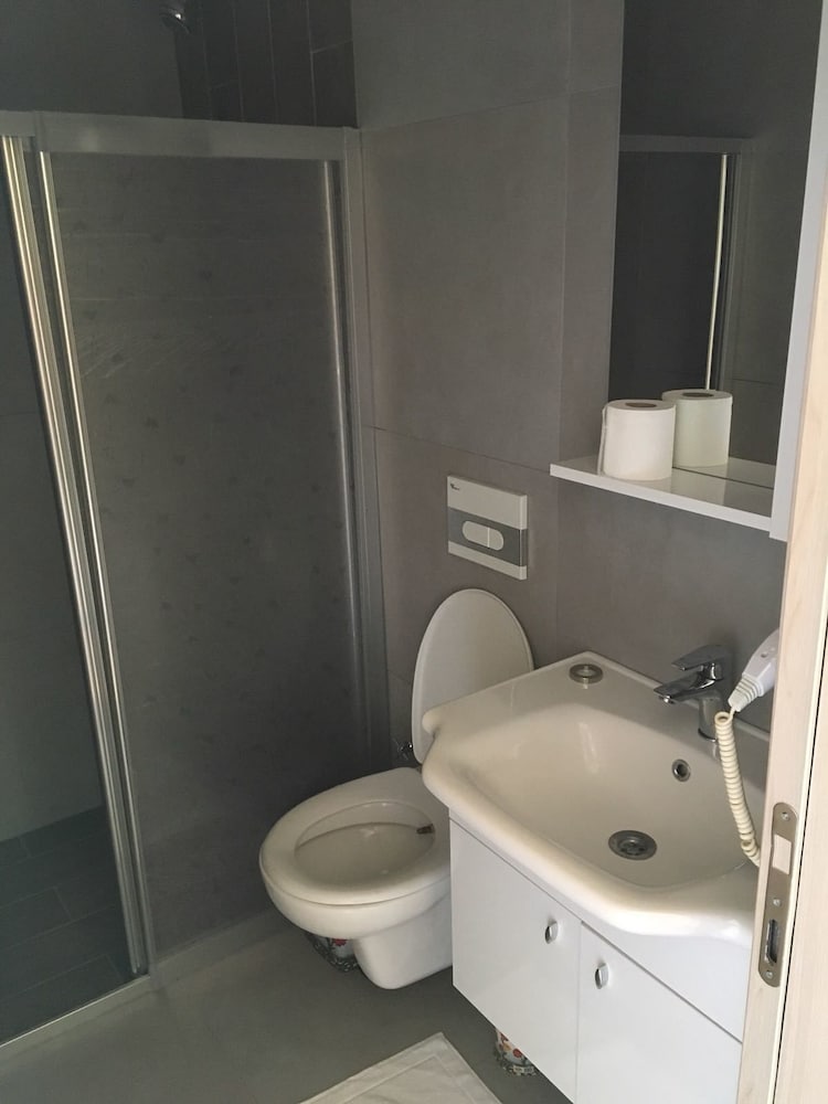 Peri Hotel 35/39