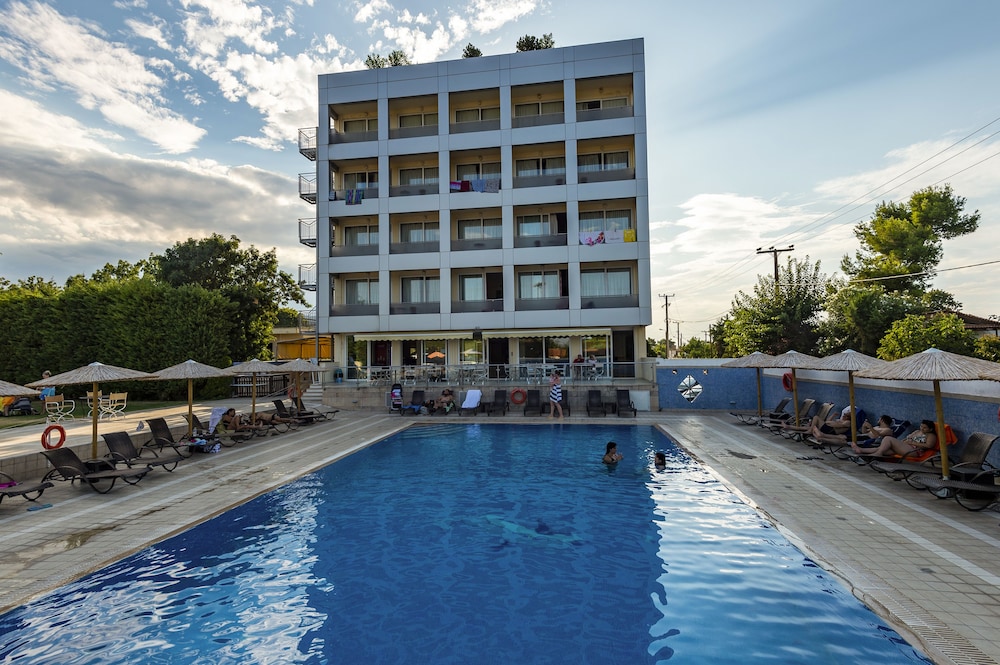 Dolphin Hotel Resort And Conference 2/43