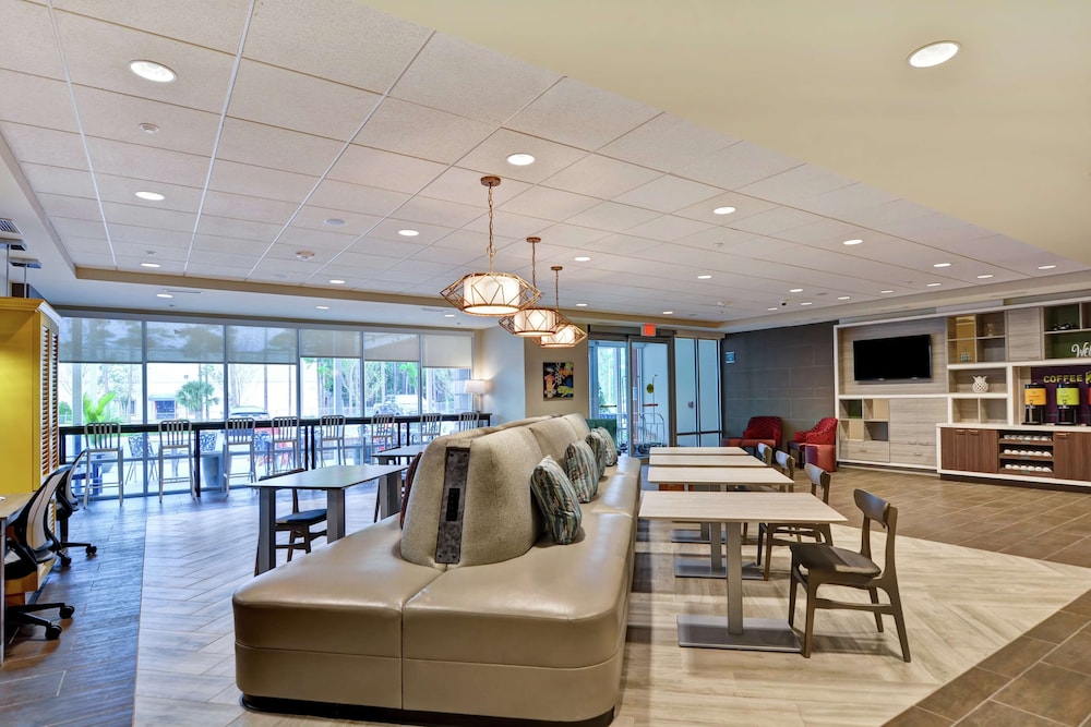 Home2 Suites By Hilton Daytona Beach Speedway Fl 48/56