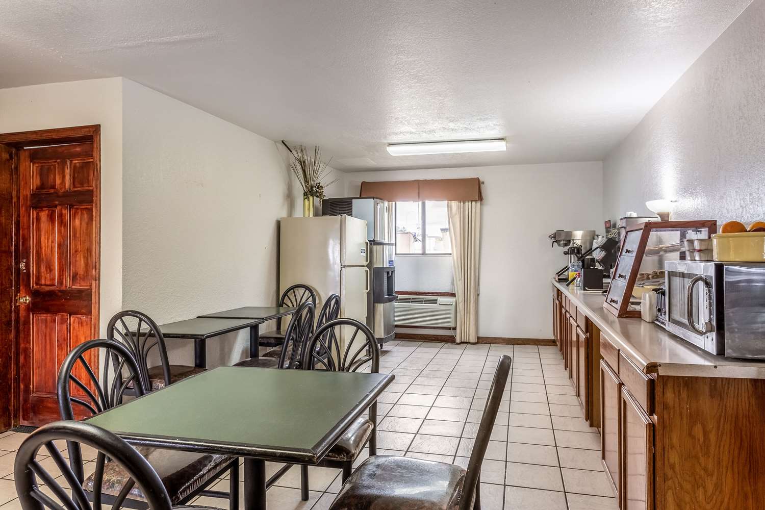 Rodeway Inn Santa Rosa, NM 26/31