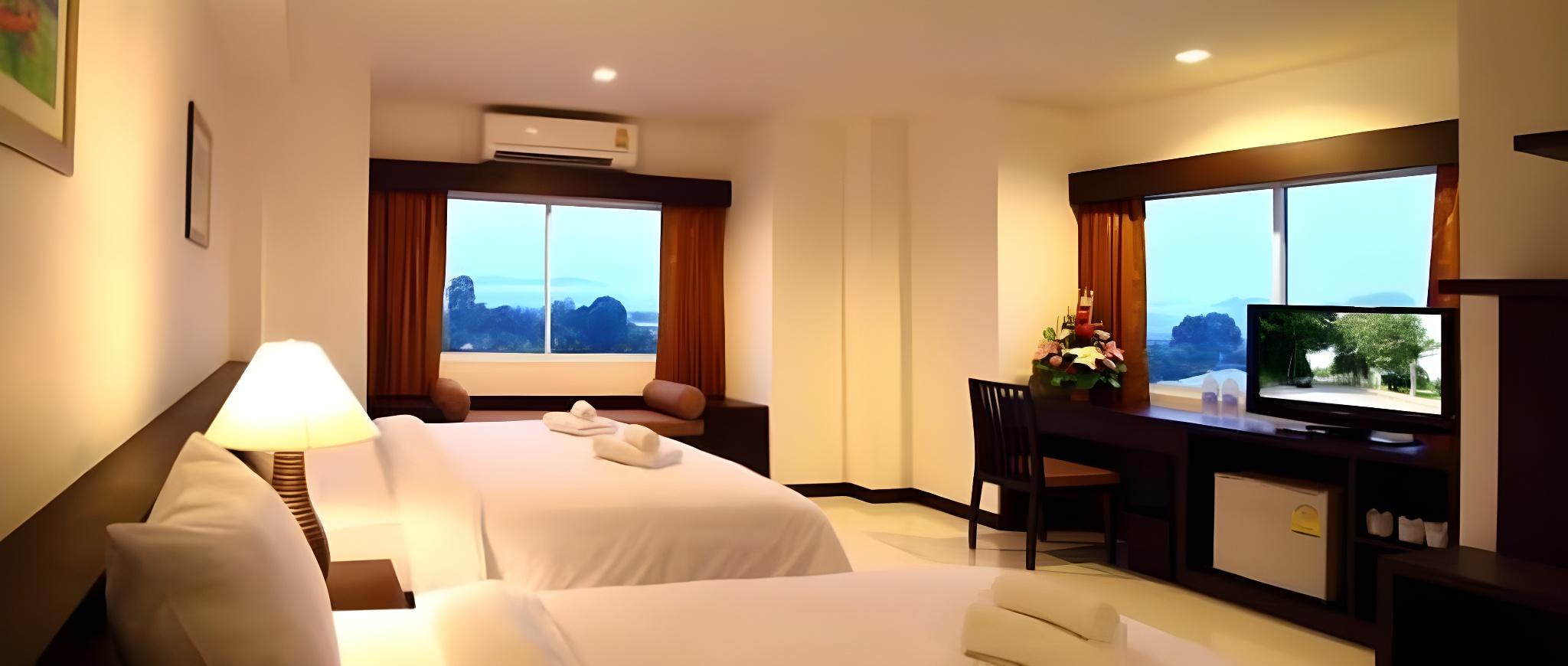 The White Pearl Hotel 16/32
