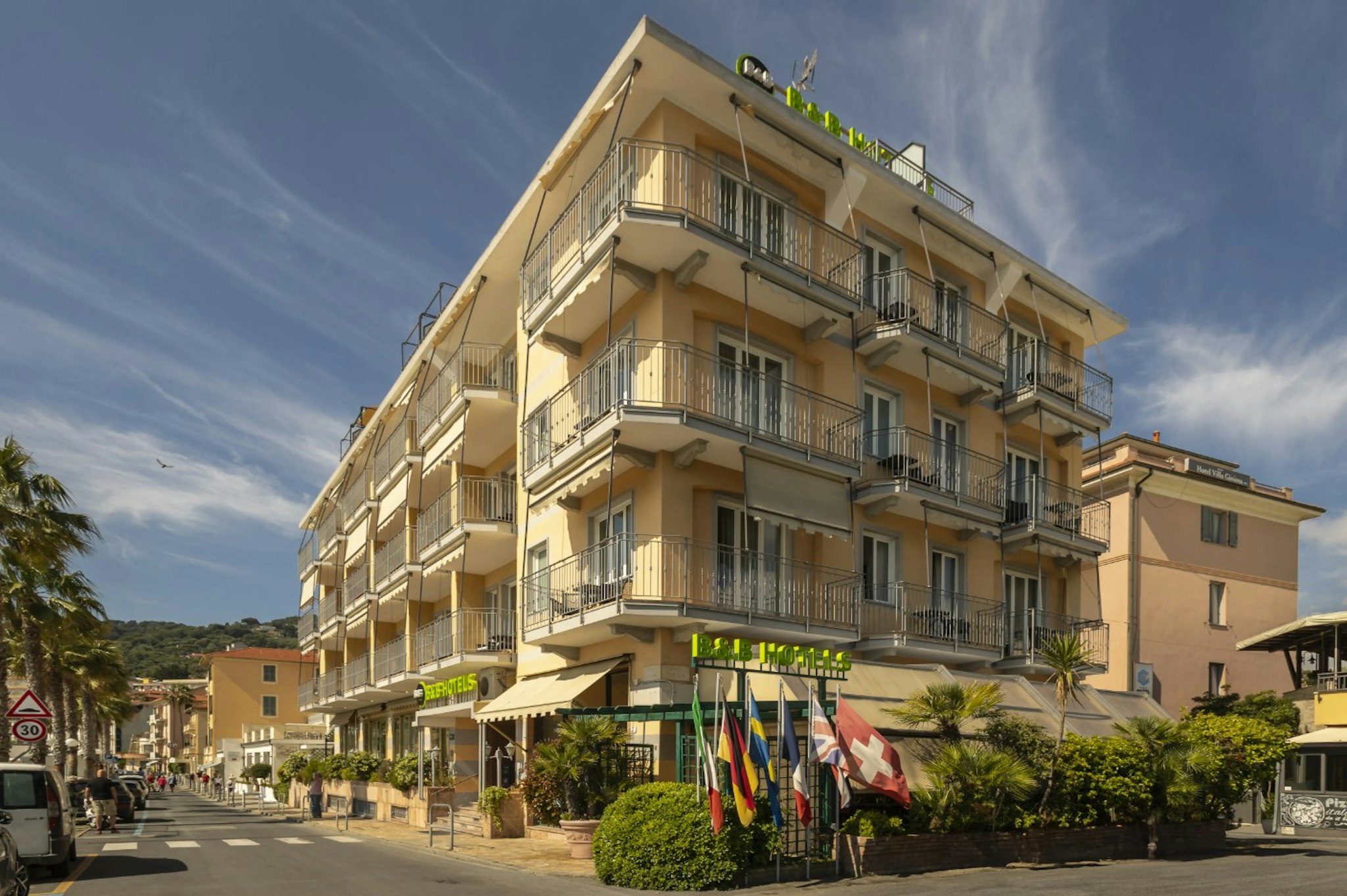 B&B Hotel Diano Marina Palace 22/26