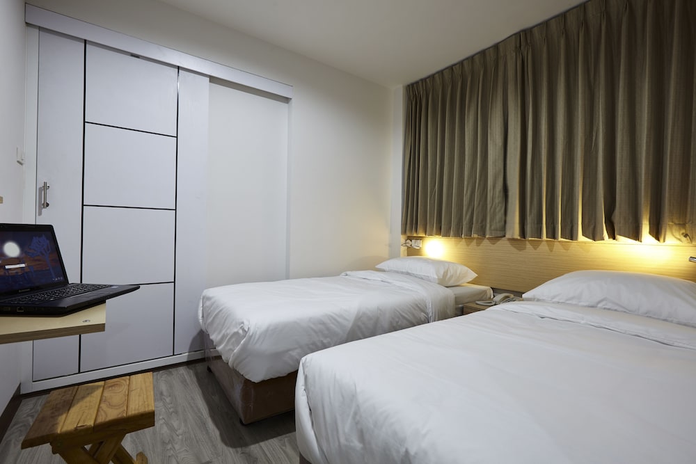 Le Bonheur Poshtel 19/39