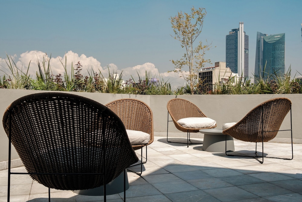 Casa Cibeles by Lumina 212/216