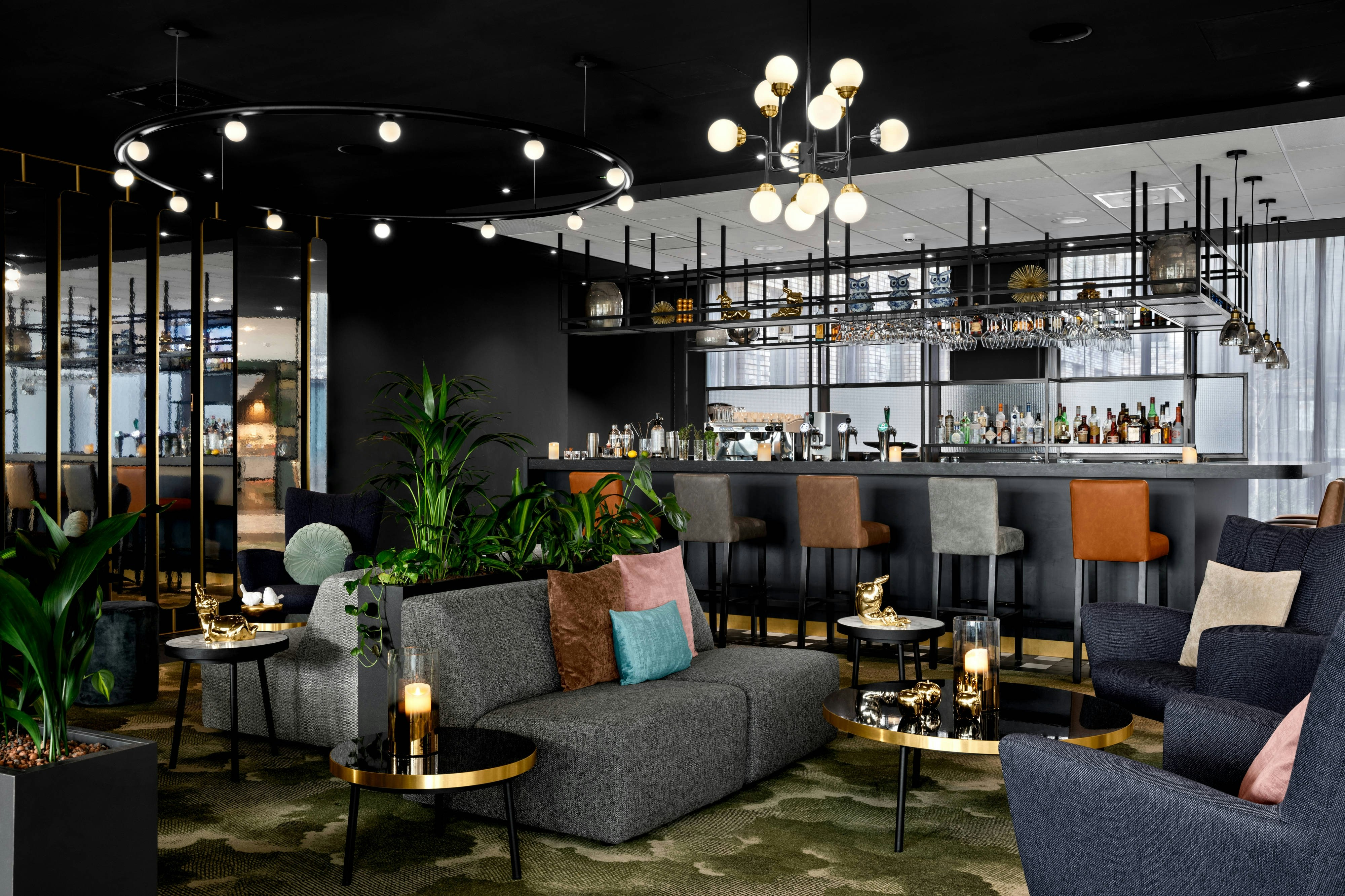 RENAISSANCE AMSTERDAM SCHIPHOL AIRPORT HOTEL 18/36