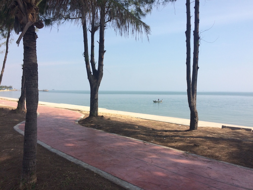 Palm Beach Resort 58/70