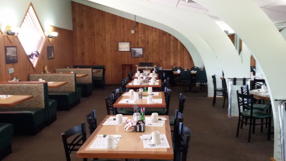 Knights Inn Stevens Point 34/45