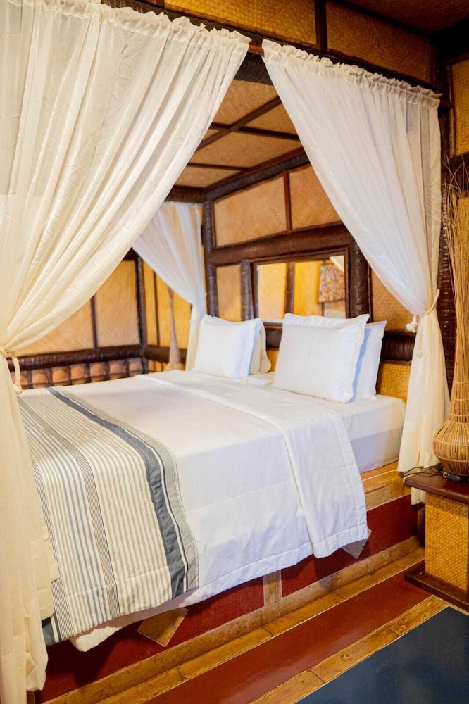 Dayo Hotel 11/50