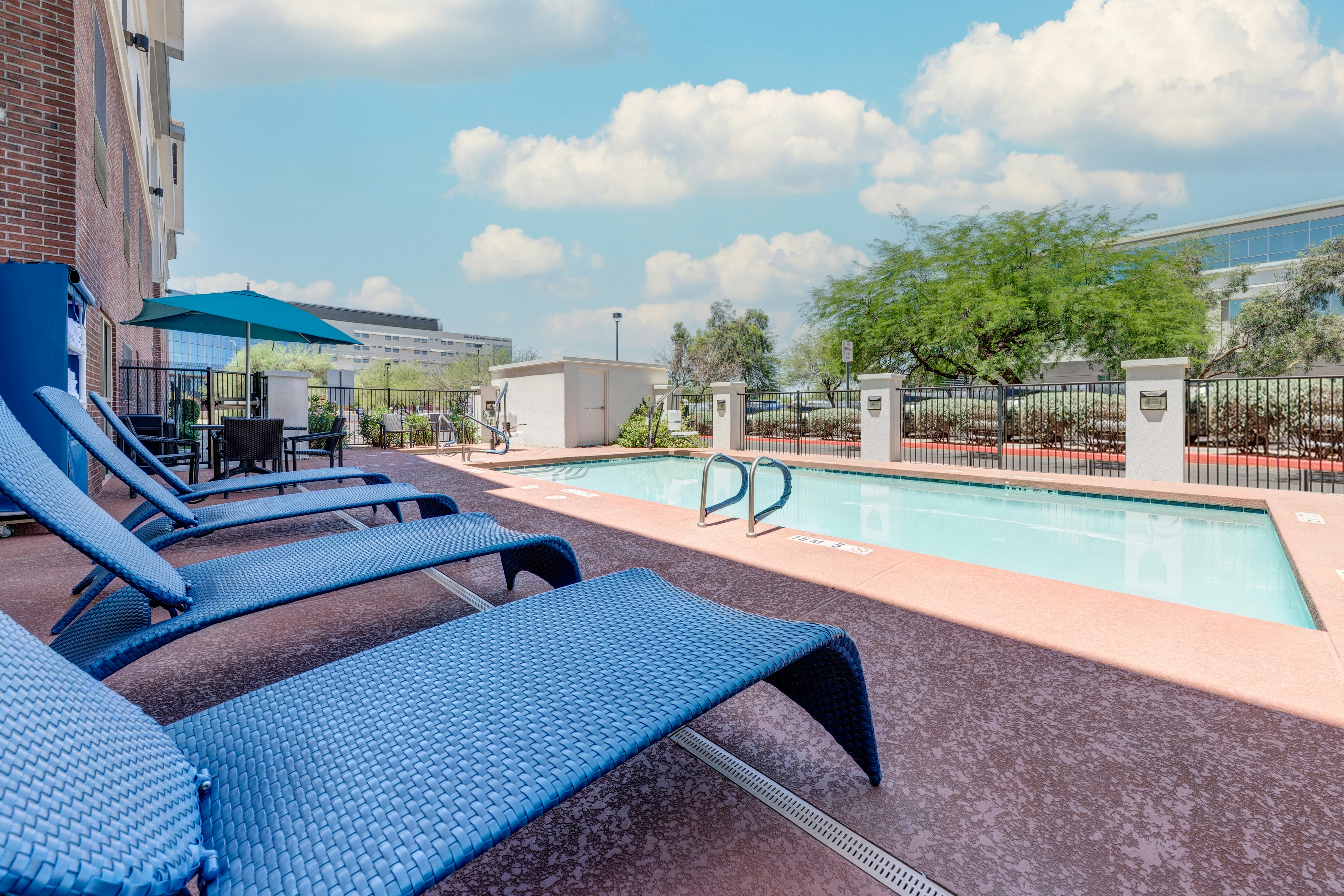 Hampton Inn Phoenix Midtown - Downtown Area 17/18