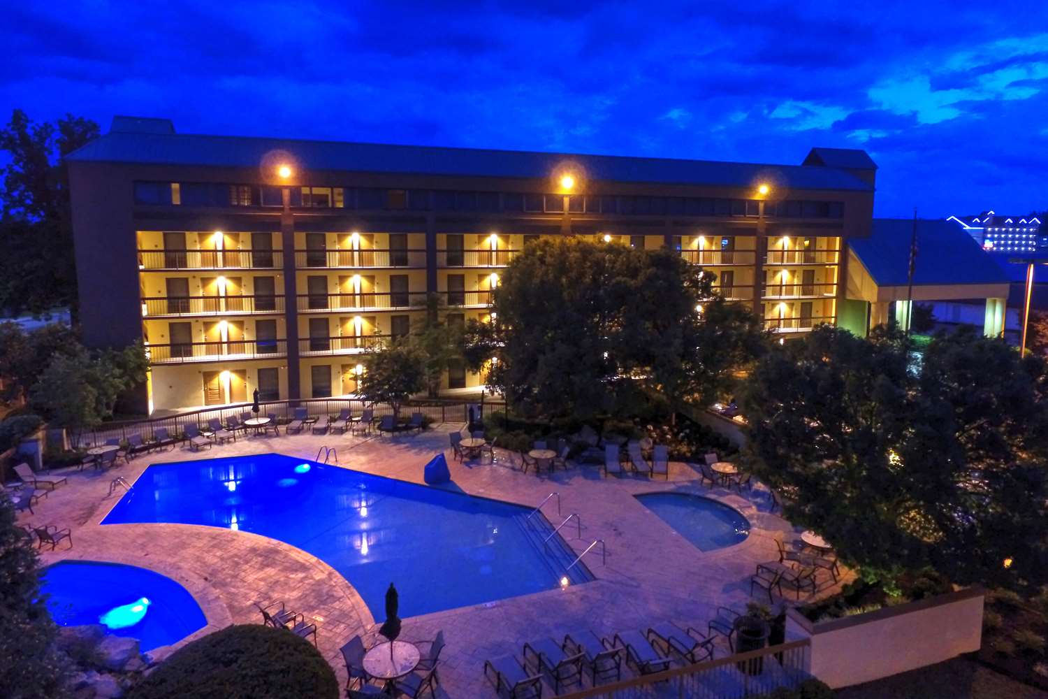 Quality Inn Near The Island Pigeon Forge 7/58