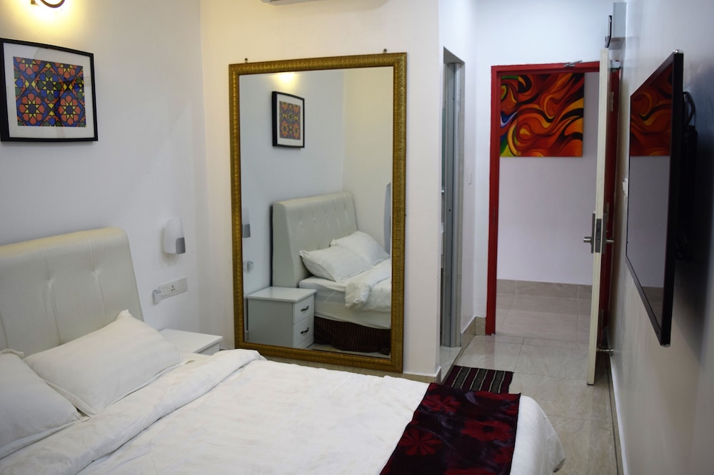 S Rose Hotel 28/39