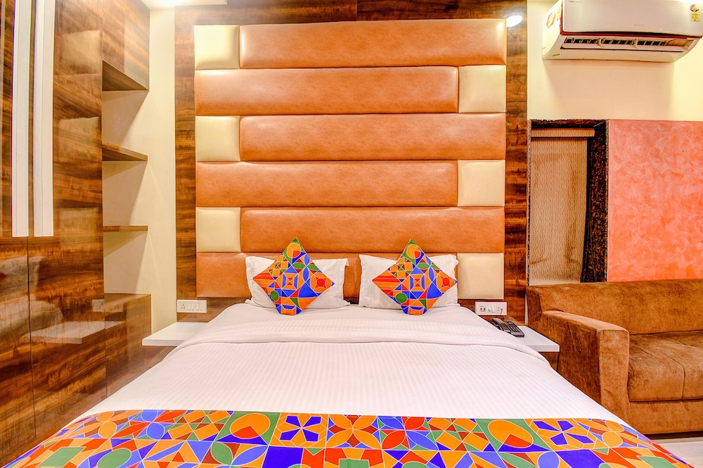 Oyo 15617 Abi's Inn 33/50