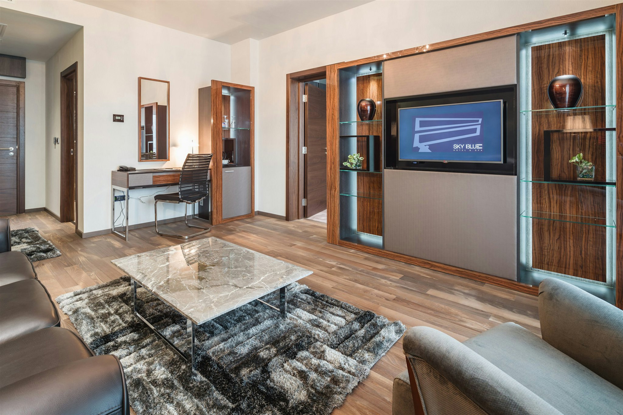 Sky Blue Hotel Spa 5/55