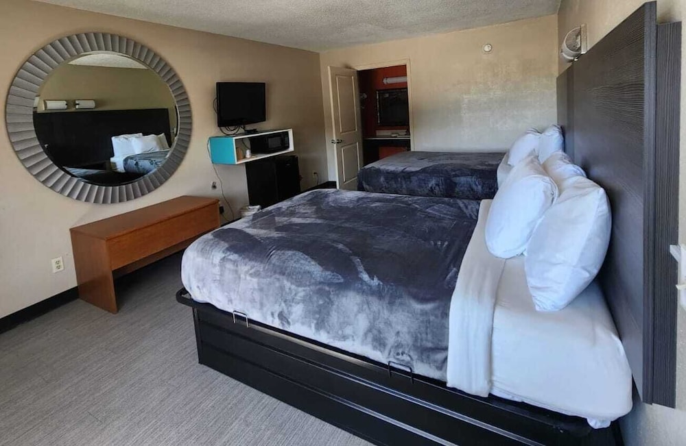 Executive Inn photo5