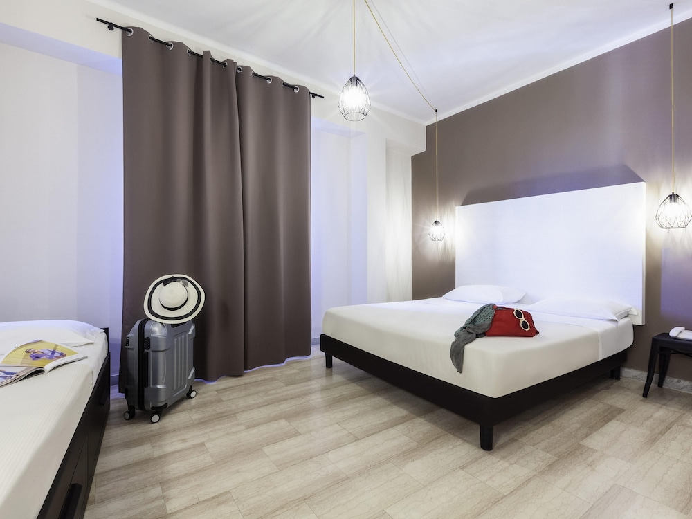 Ibis Styles Trani 9/39