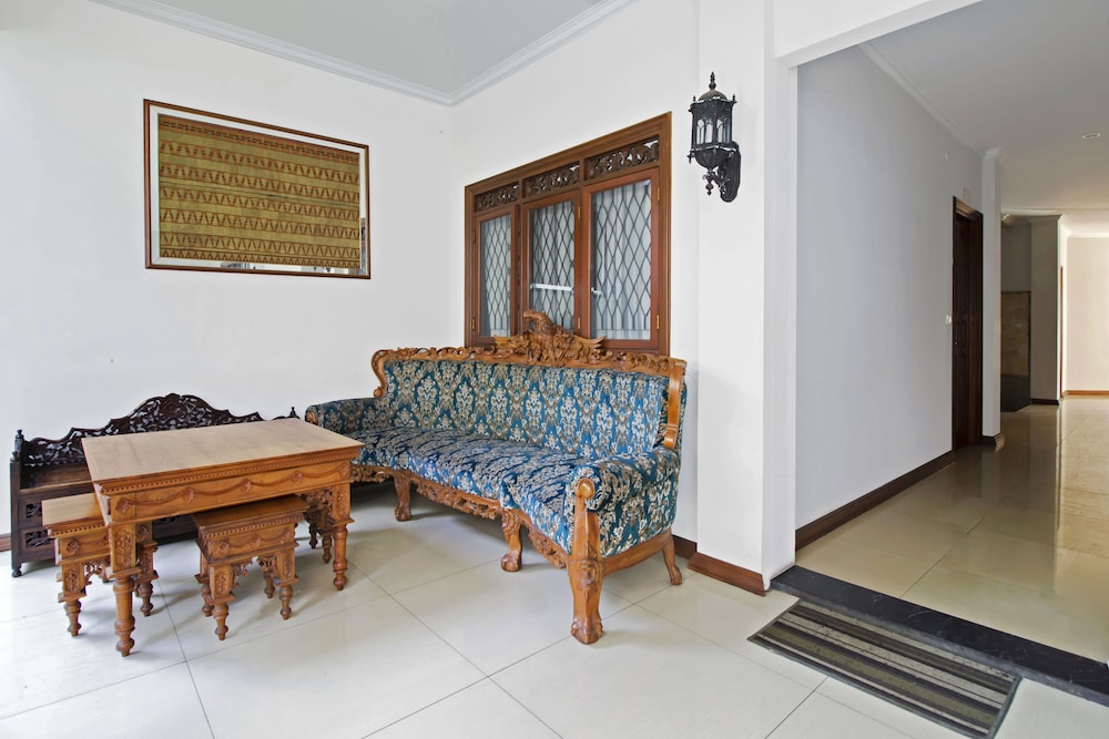 Super OYO Capital O 91140 Ayodya Kebon Jeruk 31/50