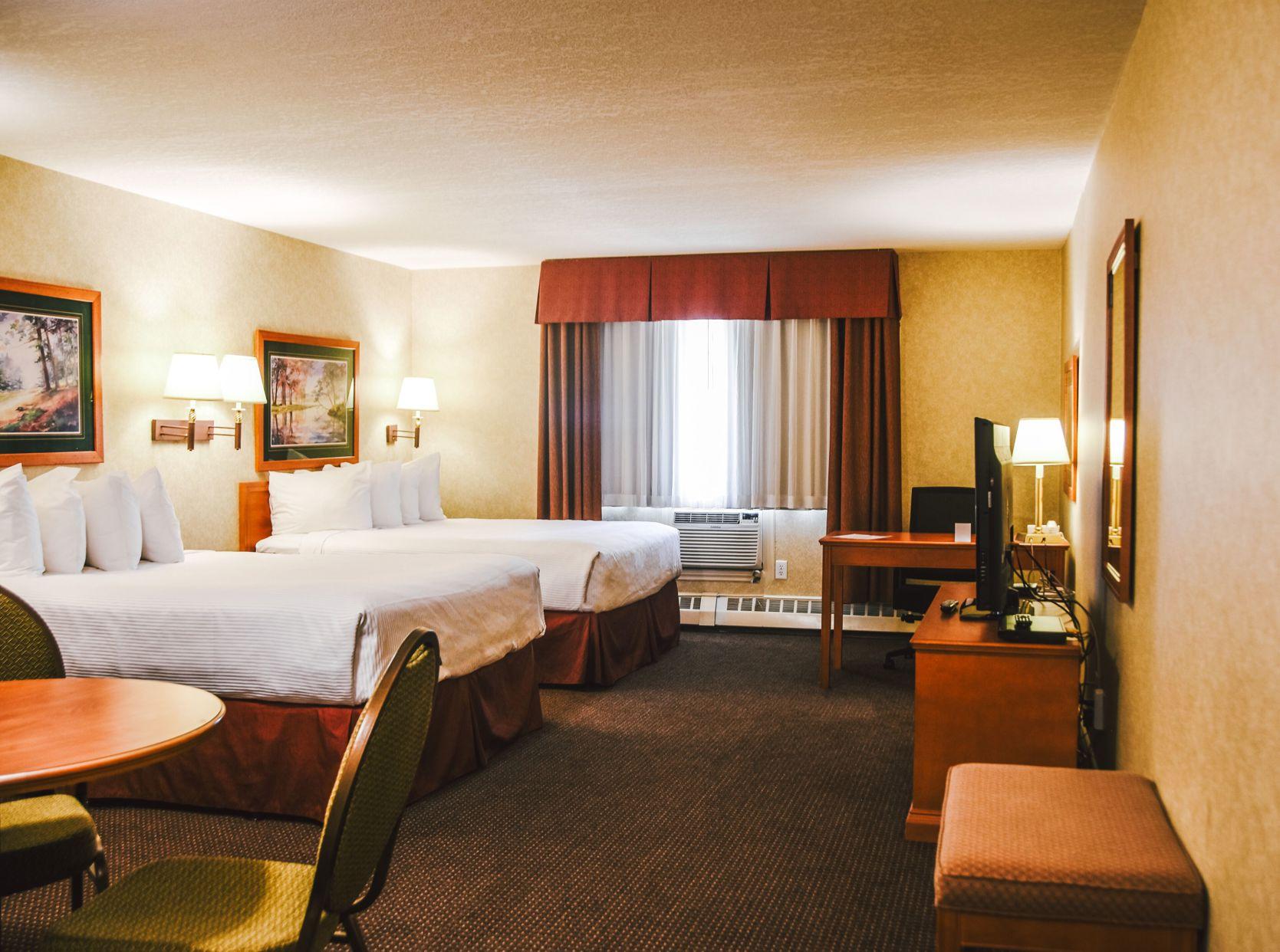 Family, Multiple Beds, Kitchenette