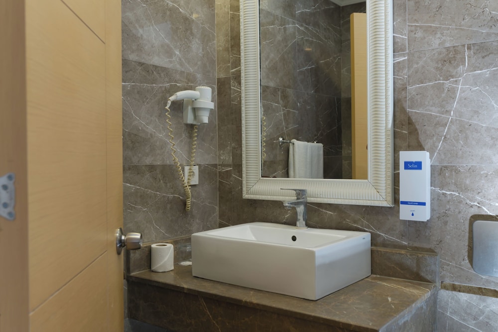 SL La Perla Hotel Kemer 50/50