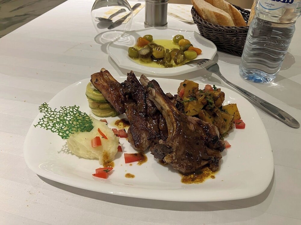 Al Bayt Hotel 17/20