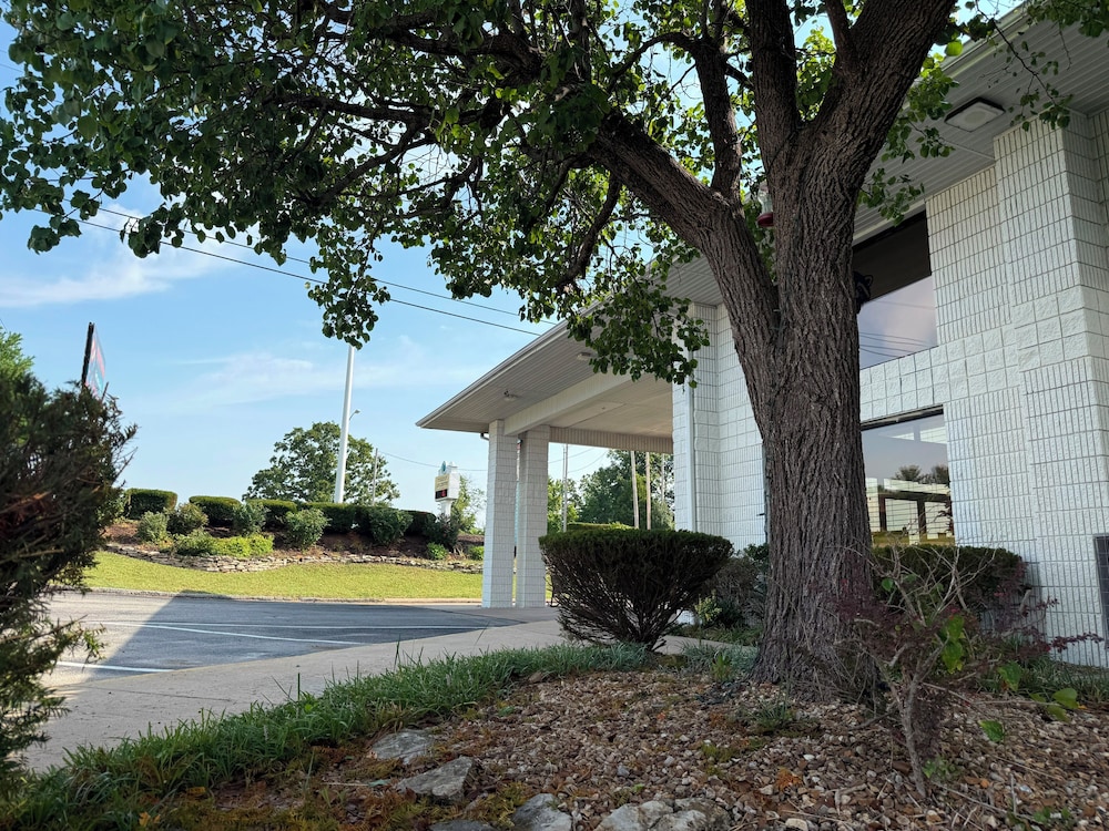 Ozark Valley Inn 45/50