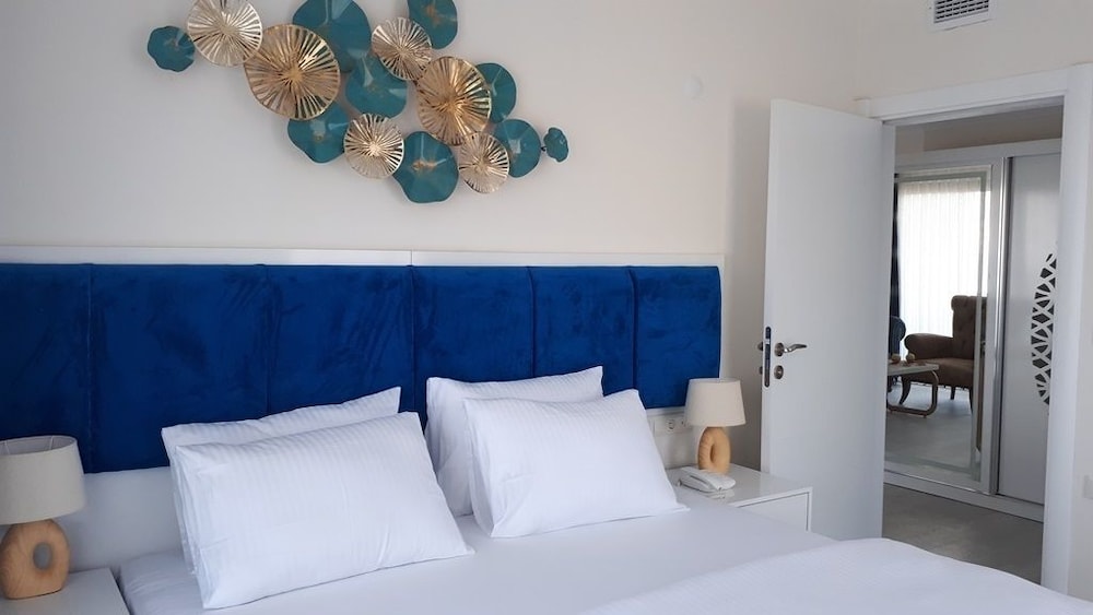 Mavili Suites 10/32