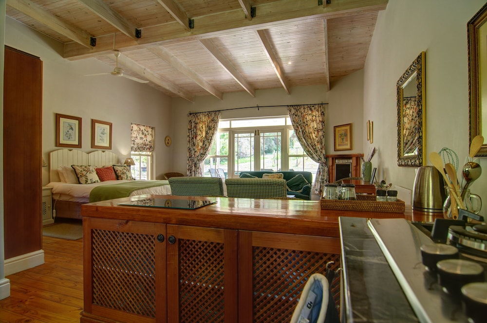 Blue Gum Country Estate 58/89