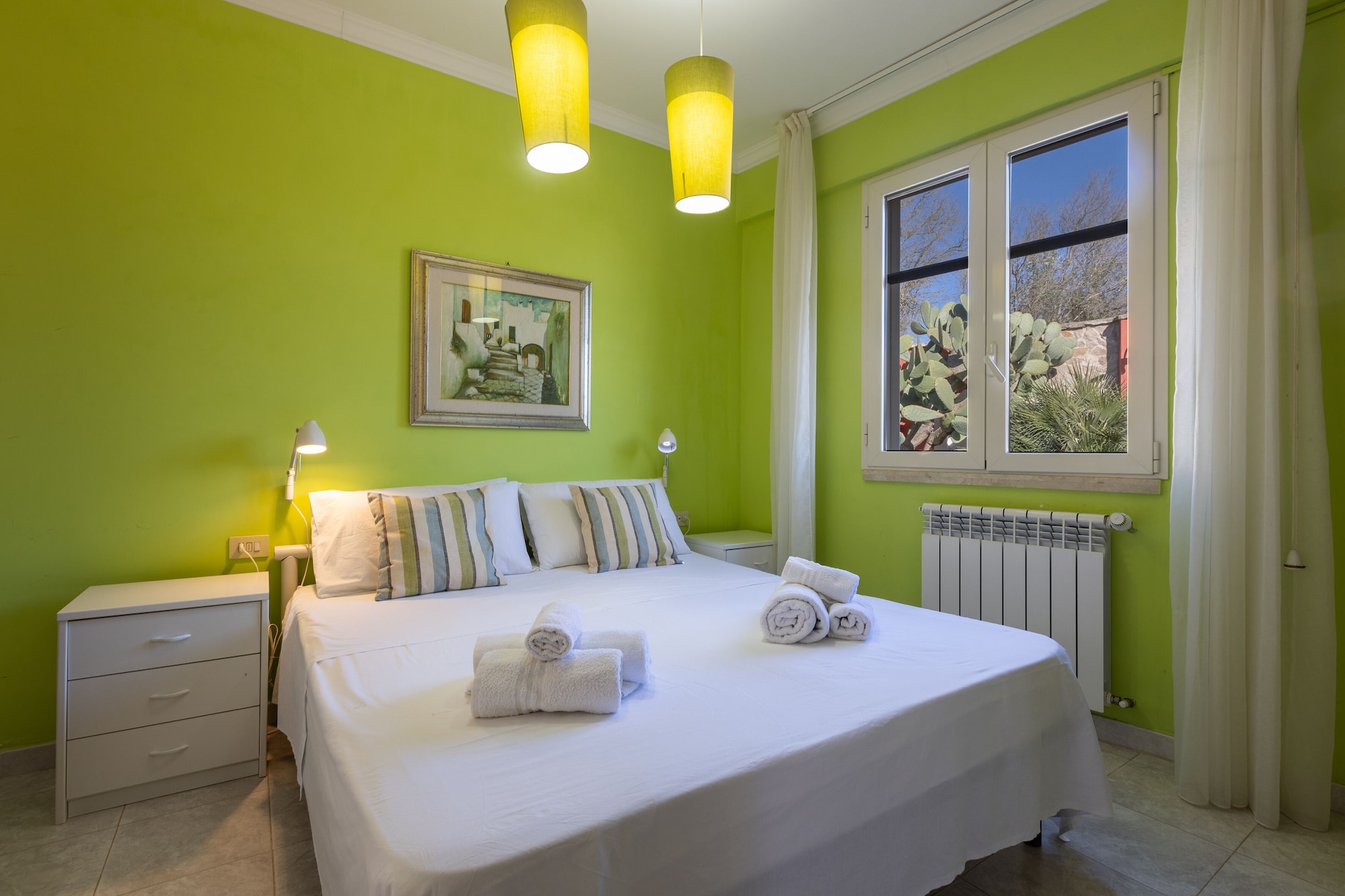 2 BEDROOMS, APARTMENT