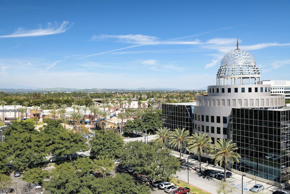 Sheraton Cerritos Hotel 2/50
