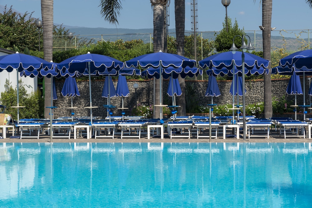 Atlantis Palace Hotel 45/50