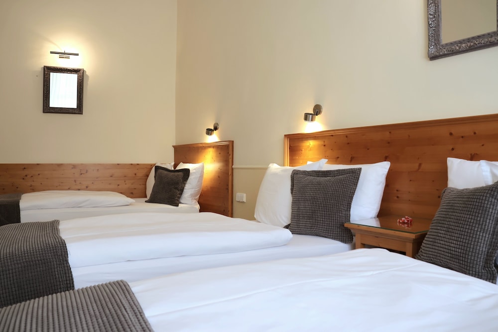 Unitas Hotel 23/55