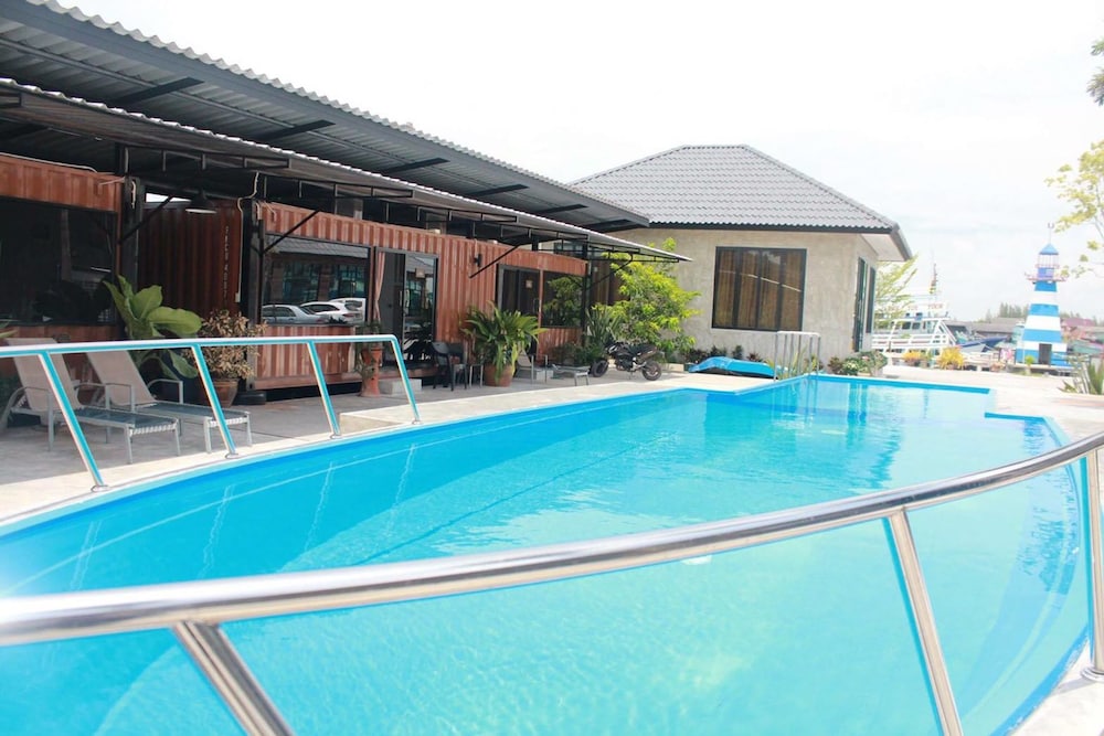 Rintara Riverside Resort 11/15
