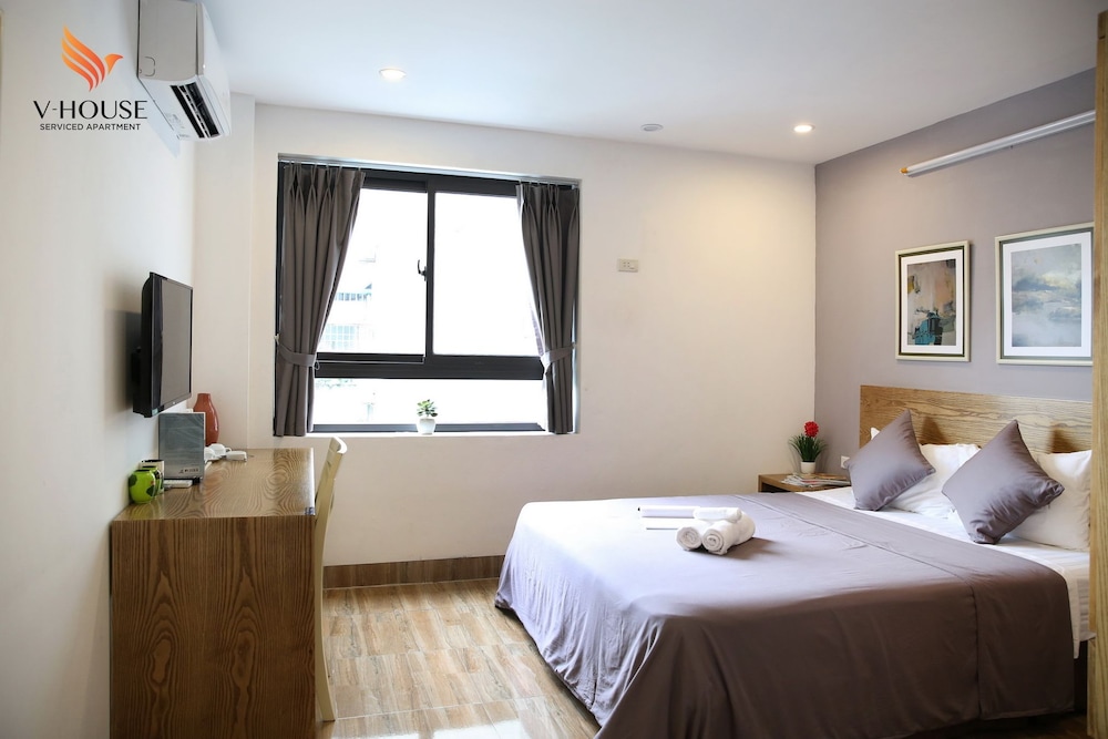 V House 5 Serviced Apartment 12/22