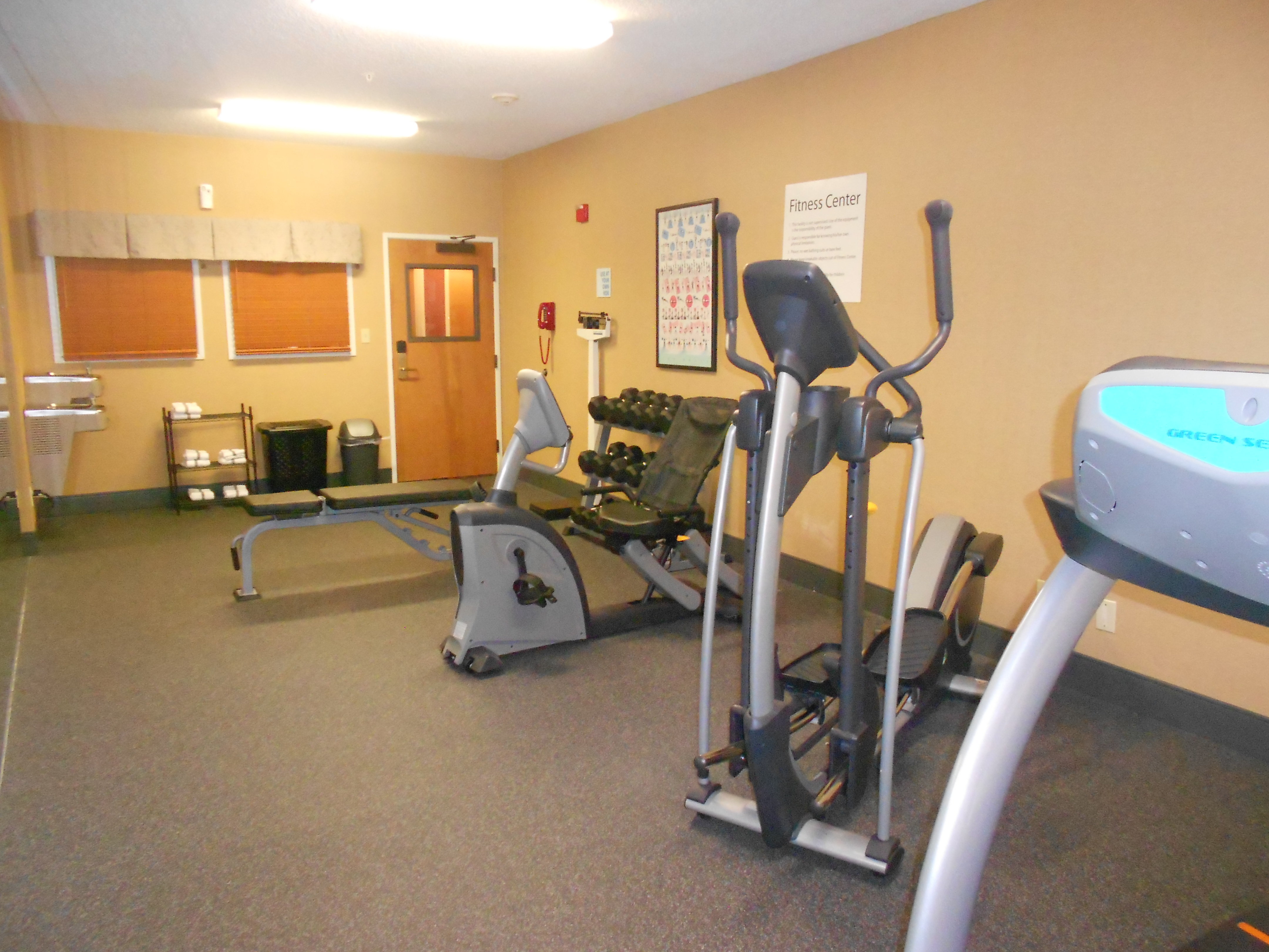 Holiday Inn Express Hotel And Suites Lancaster 44/72