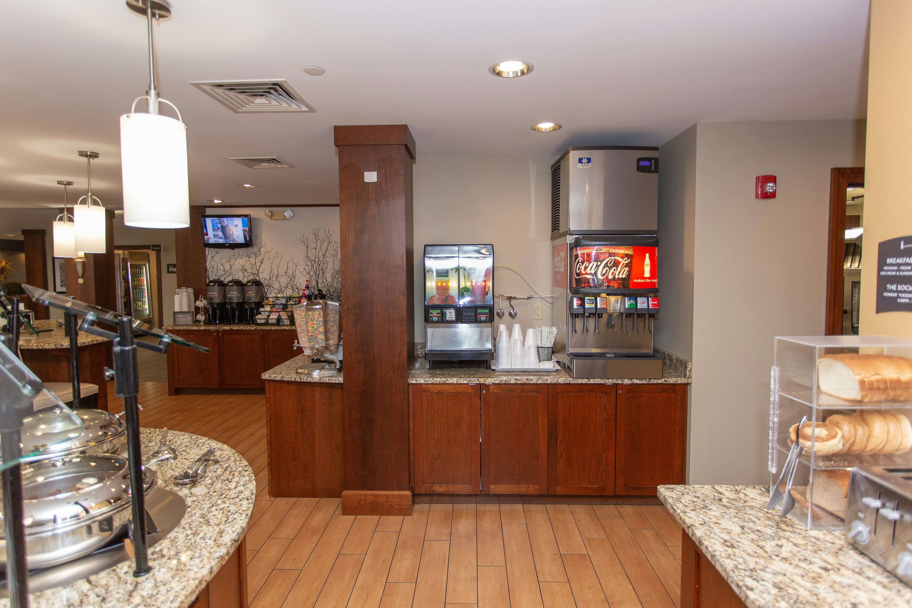 STAYBRIDGE SUITES BOWLING GREEN 43/68