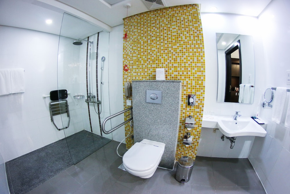 Ramada Hotel & Suites by Wyndham Amwaj Islands Manama 22/61
