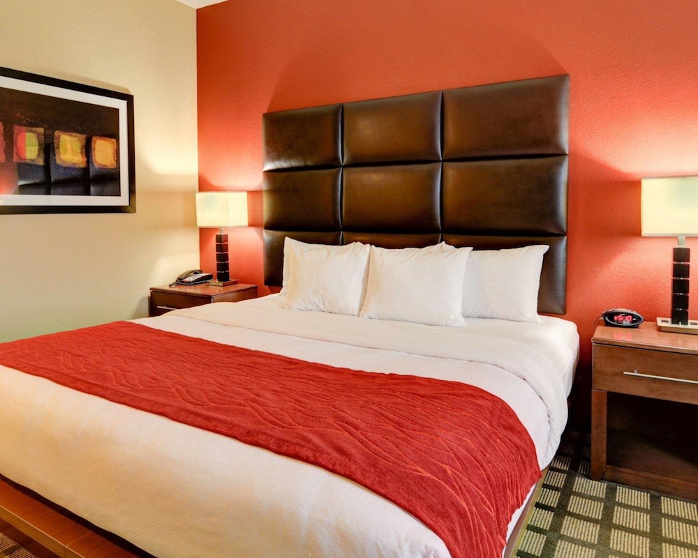 Comfort Inn and Suites Fort Smith I-540 10/47
