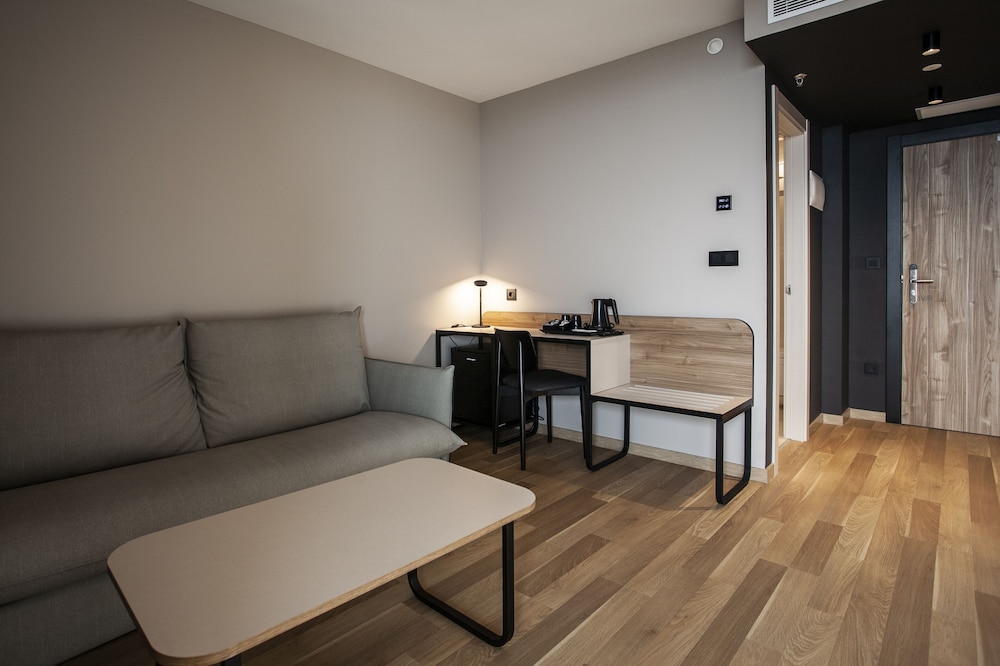 Primavera Park Apartments 43/62