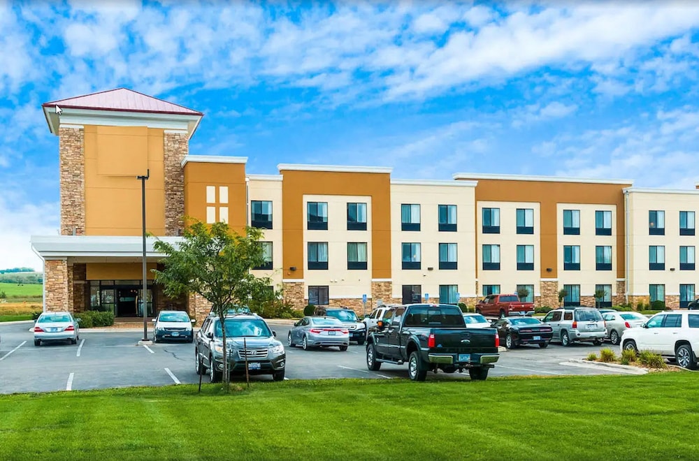 Holiday Inn Express Rochester South Mayo Area 1/43