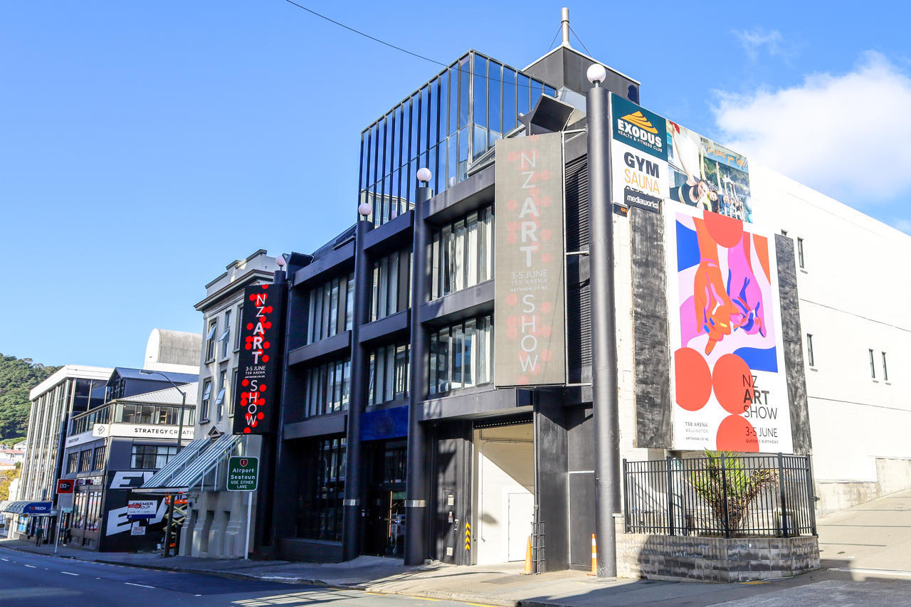 The Viv Hotel Wellington 53/57