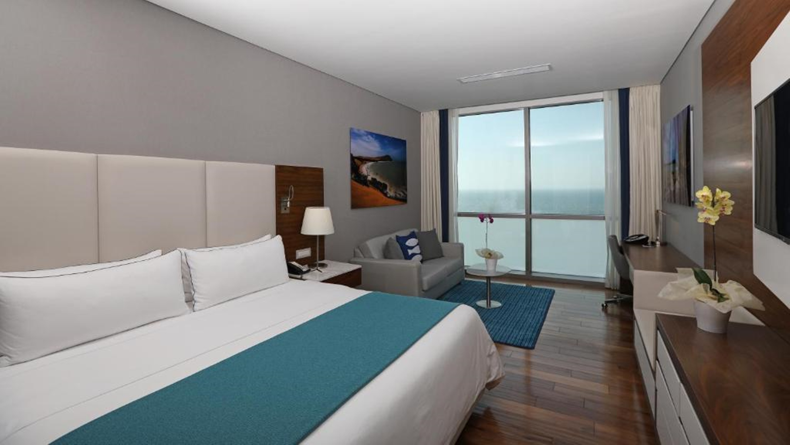 Suite, Ocean Front