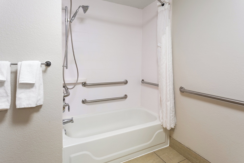 Holiday Inn Express New Albany - Louisville NW 49/50