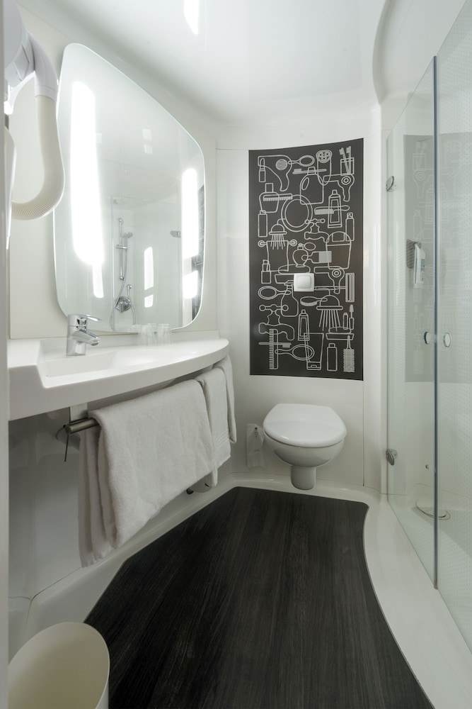 Ibis London Barking 49/50