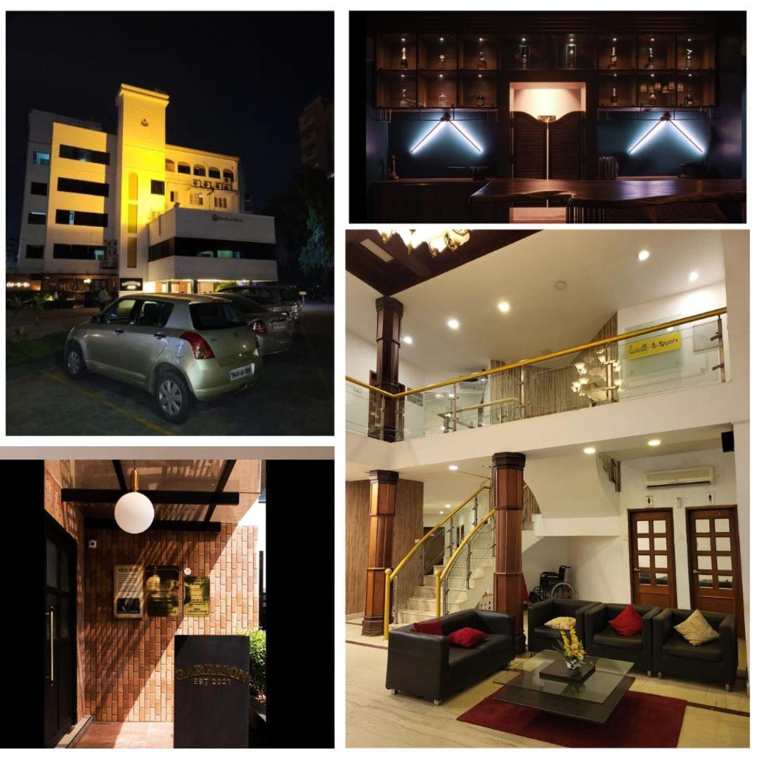 King S Hotel 4/43