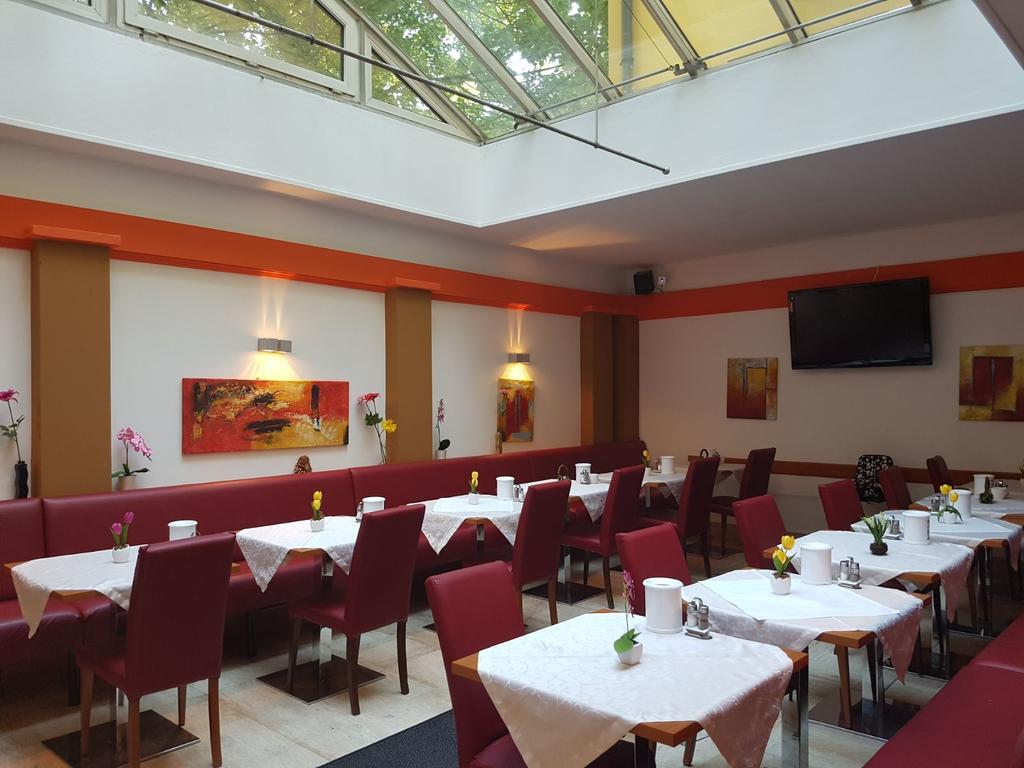 Hotel Carina 8/10